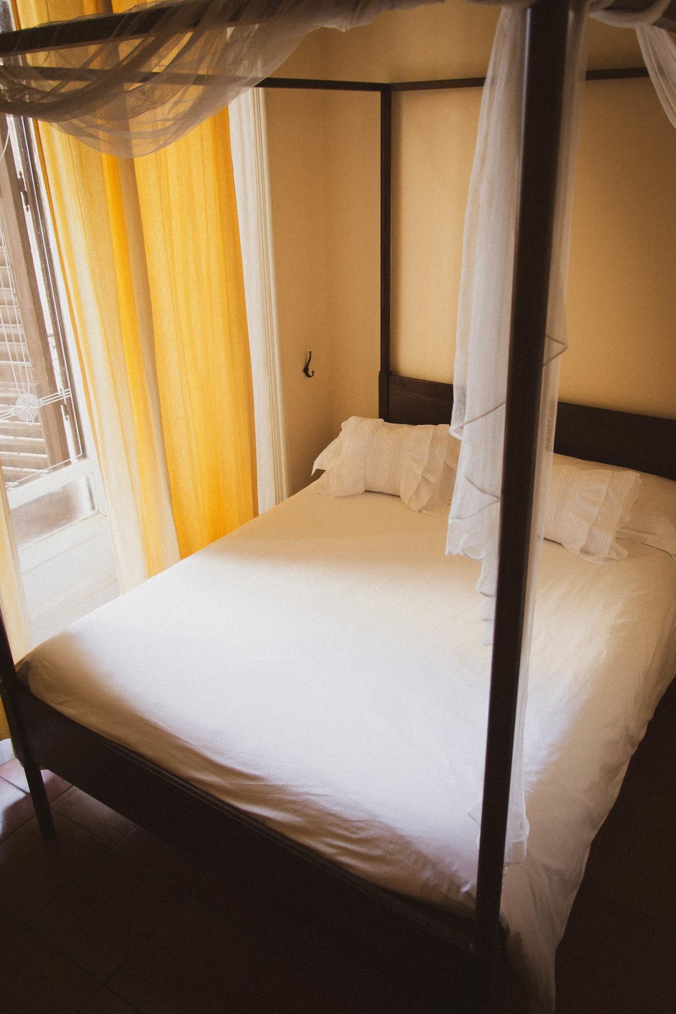 カターニア アンティカ ディモーラ カルーソ Bed & Breakfast エクステリア 写真