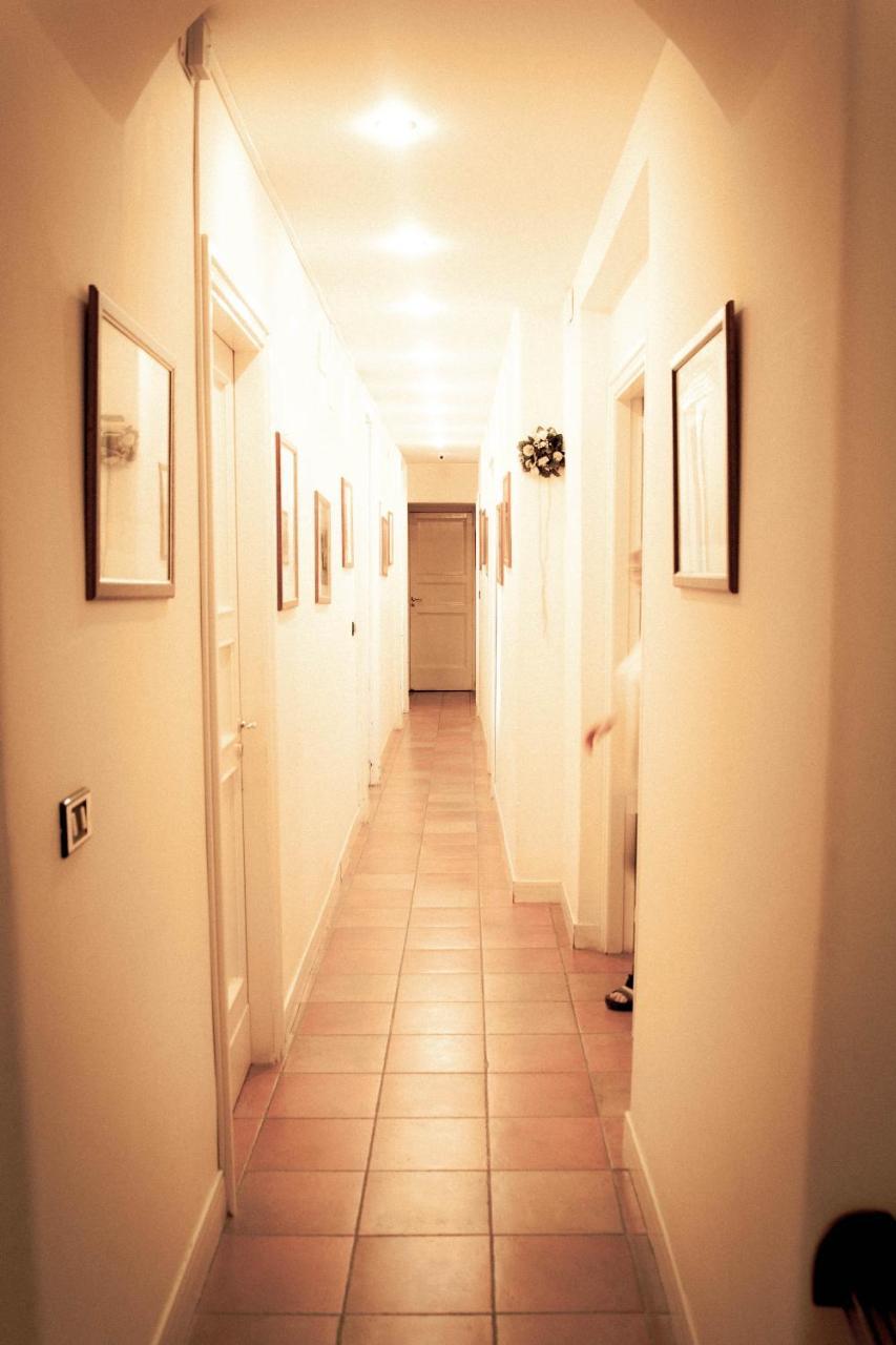 カターニア アンティカ ディモーラ カルーソ Bed & Breakfast エクステリア 写真